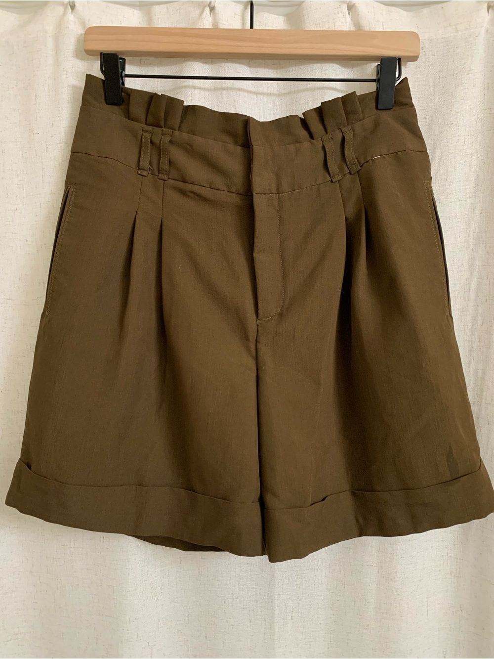 Anthropologie Coquille Dark Olive High-Waist Pleated Trouser Belt Loops Short 10